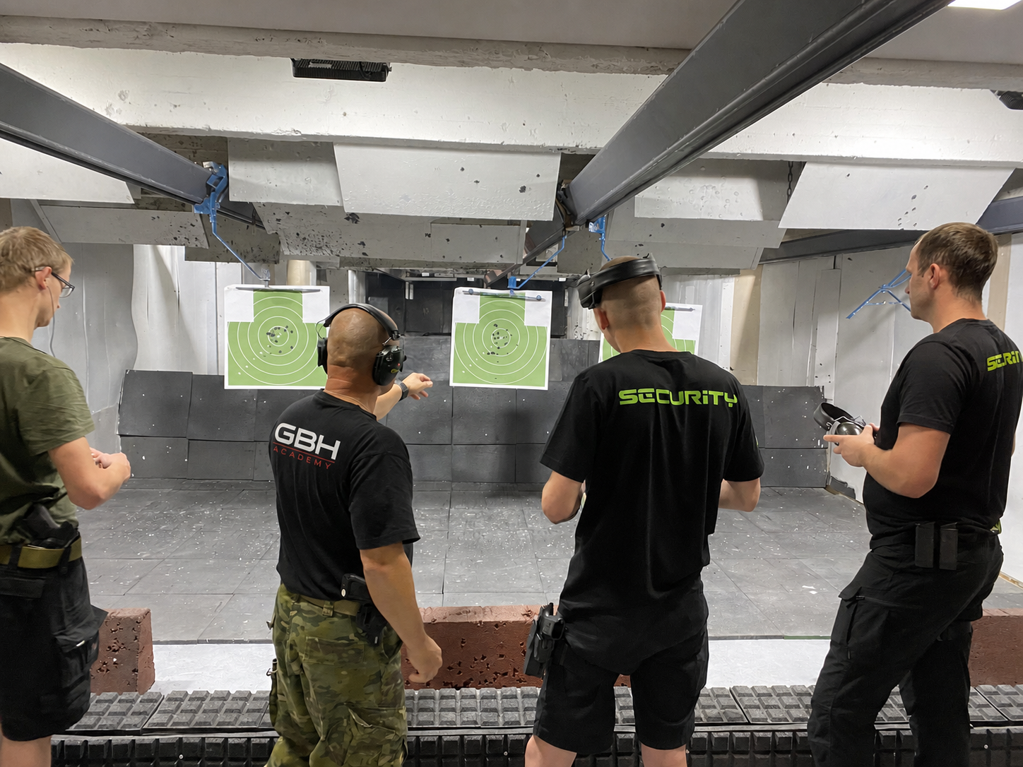 Vlastní střelnice GBH — munice a zbraně v ceně programu