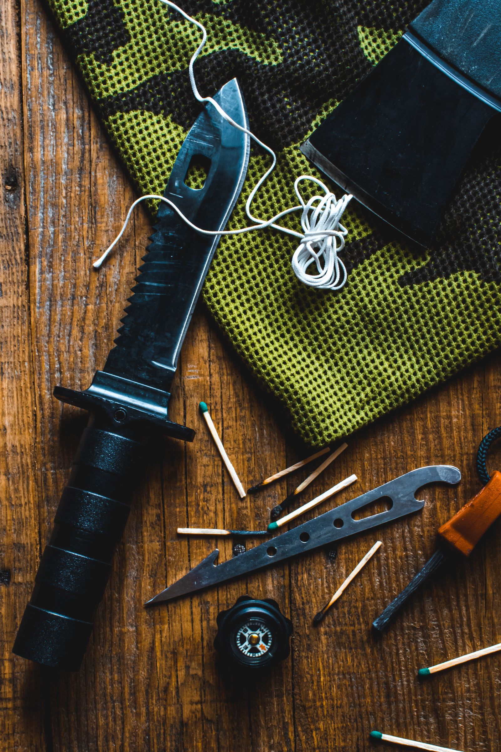 Overview of outdoor survival equipment